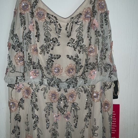 Ivory Floral beaded gown beautiful ! - Picture 8 of 8